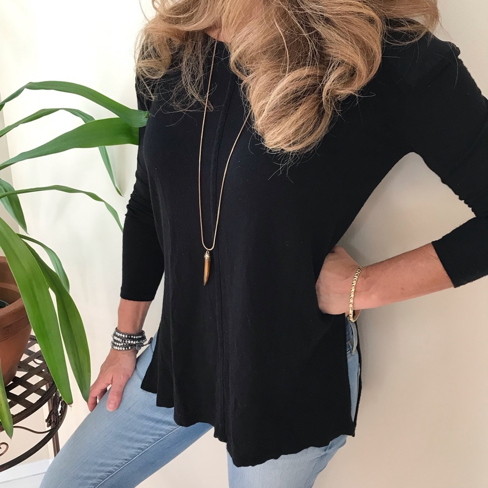 Basic Knit Zara Top—Size Small